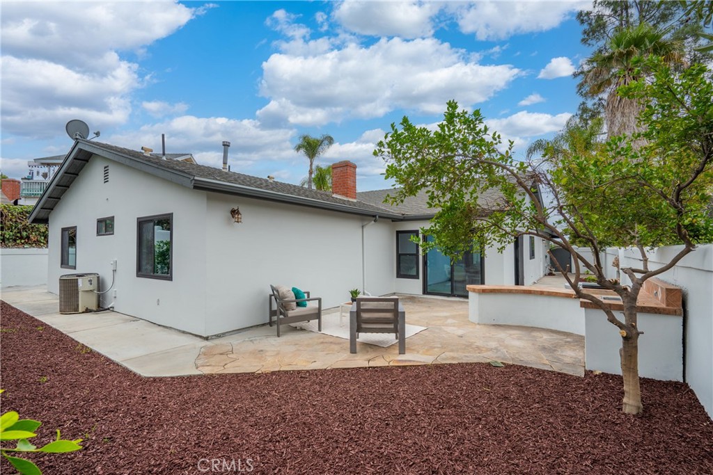 Mission Viejo, California, 92691, United States, 4 Bedrooms Bedrooms, ,4 BathroomsBathrooms,Residential,For Sale,1988966