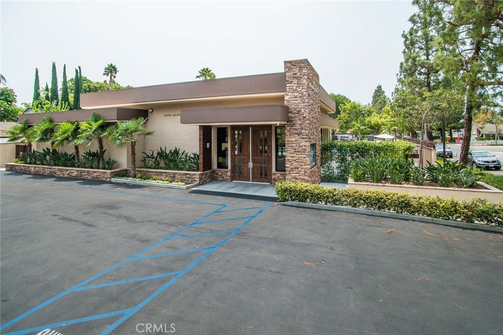 Tustin, California, 92780, United States, 4 Bedrooms Bedrooms, ,3 BathroomsBathrooms,Residential,For Sale,1941038