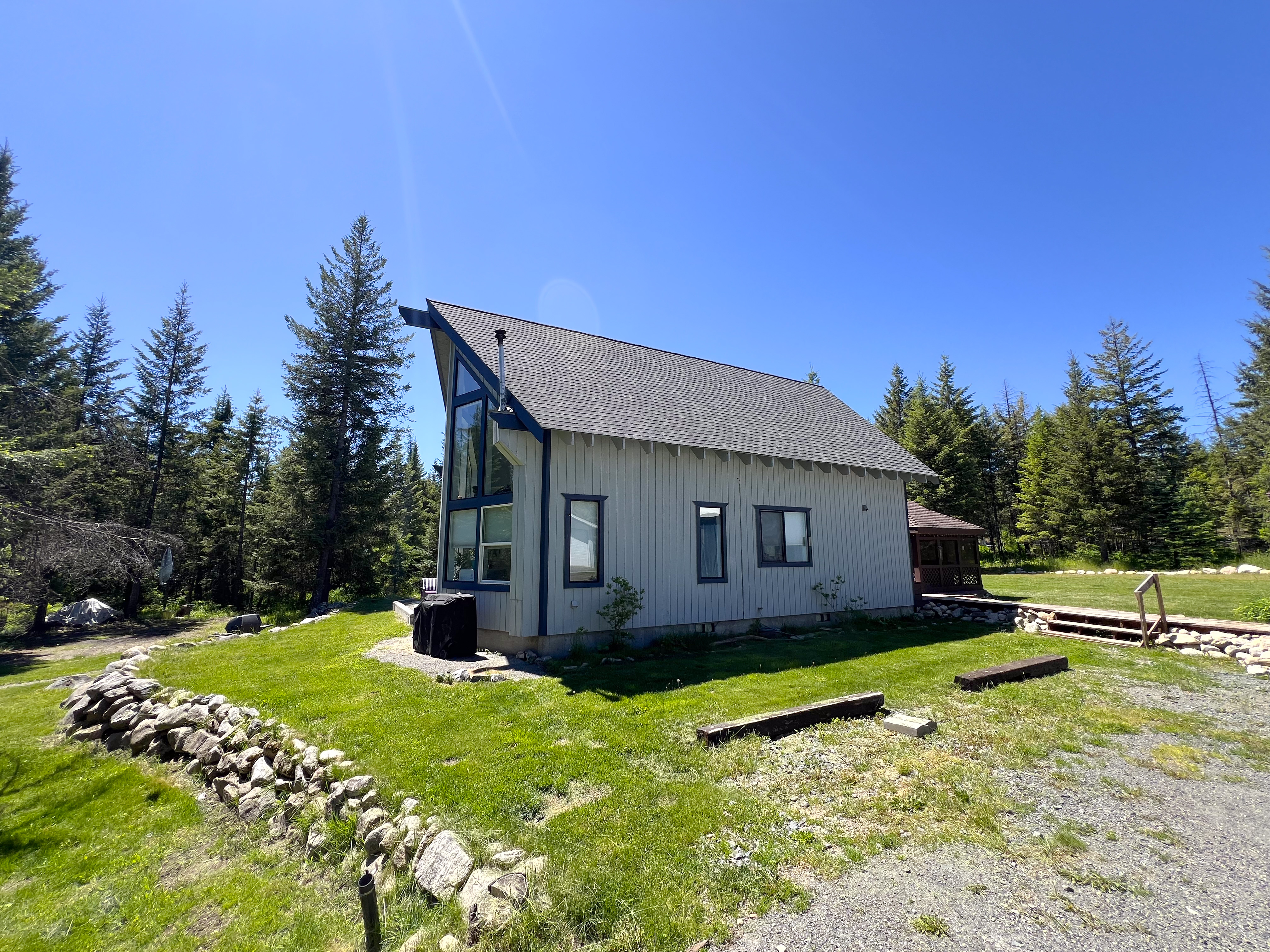 Colville, Washington, 99114, United States, 3 Bedrooms Bedrooms, ,2 BathroomsBathrooms,Residential,For Sale,1927718