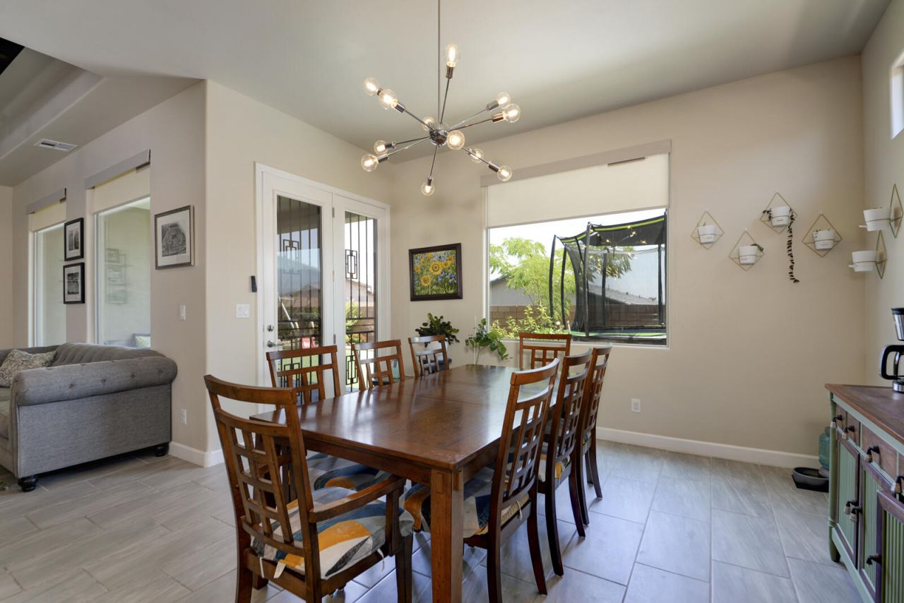 Rio Rancho, New Mexico, 87144, United States, 4 Bedrooms Bedrooms, ,3 BathroomsBathrooms,Residential,For Sale,1895660