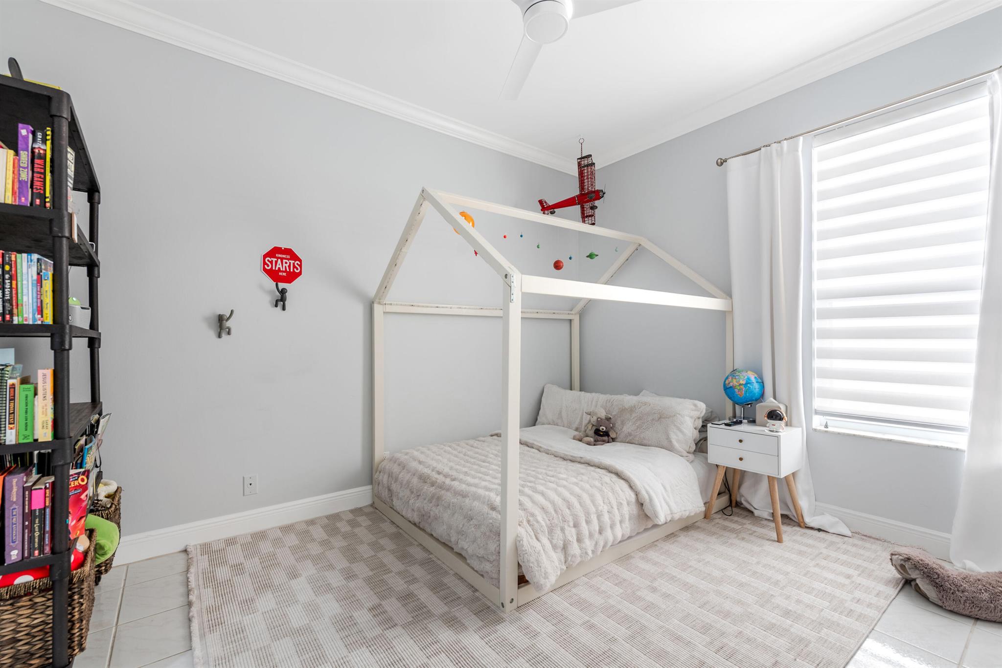 Greenacres, Florida, 33413, United States, 3 Bedrooms Bedrooms, ,2 BathroomsBathrooms,Residential,For Sale,1998003