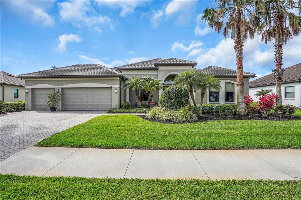 Bradenton, Florida, 34212, United States, 3 Bedrooms Bedrooms, ,3 BathroomsBathrooms,Residential,For Sale,1759767