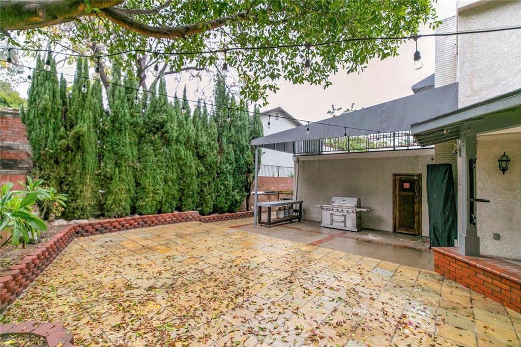 Granada Hills, California, 91344, United States, 4 Bedrooms Bedrooms, ,3 BathroomsBathrooms,Residential,For Sale,1993417