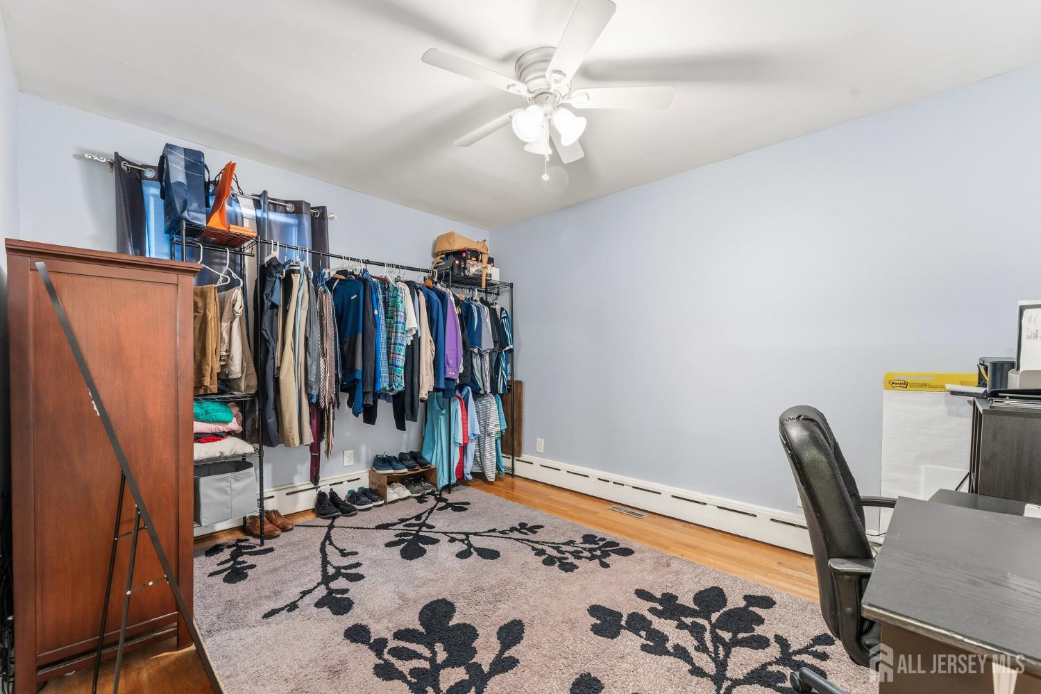 Dunellen, New Jersey, 08812, United States, 3 Bedrooms Bedrooms, ,2 BathroomsBathrooms,Residential,For Sale,1991582