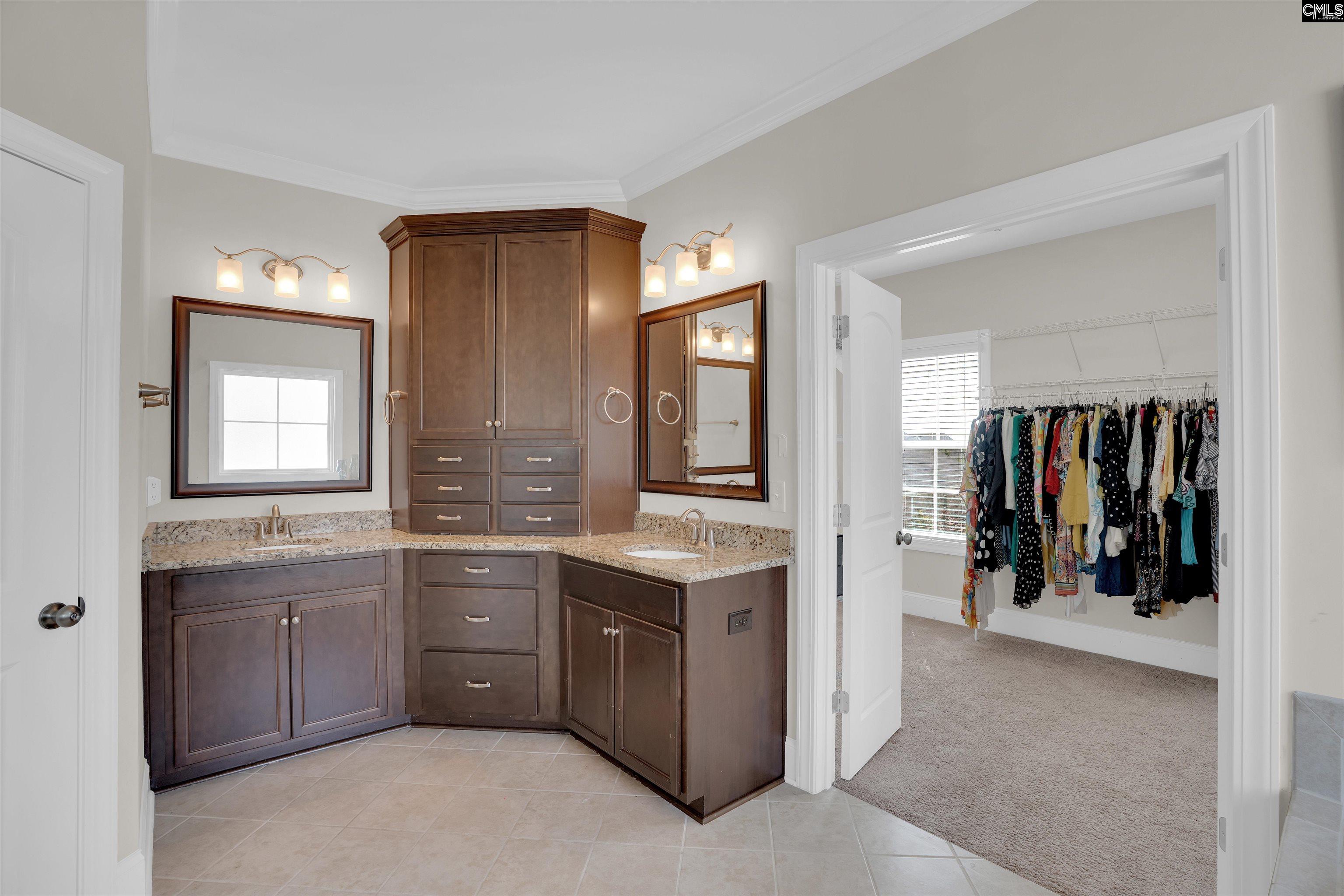 Elgin, South Carolina, 29045, United States, 5 Bedrooms Bedrooms, ,4 BathroomsBathrooms,Residential,For Sale,1868920