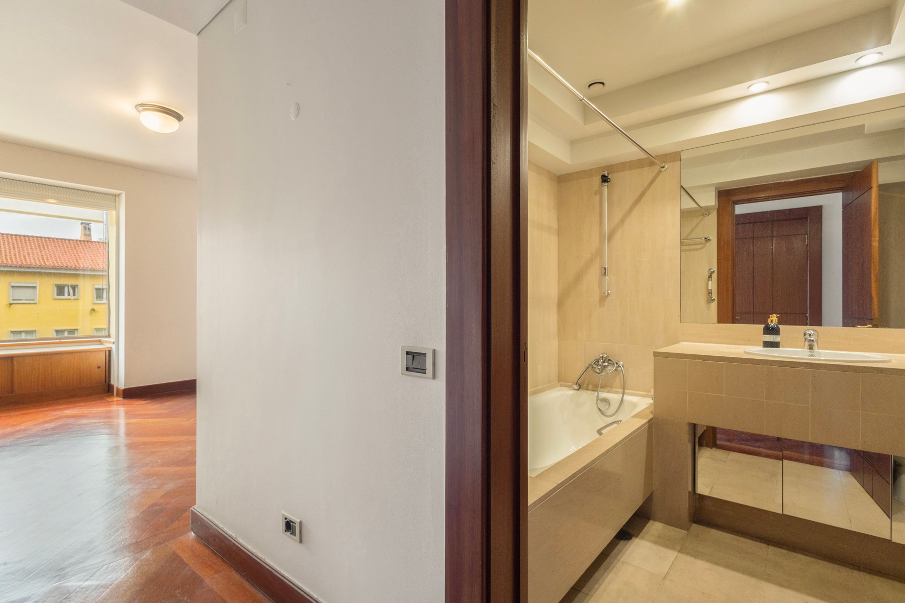  Flat, 4 bedrooms, for Sale - 物件實景