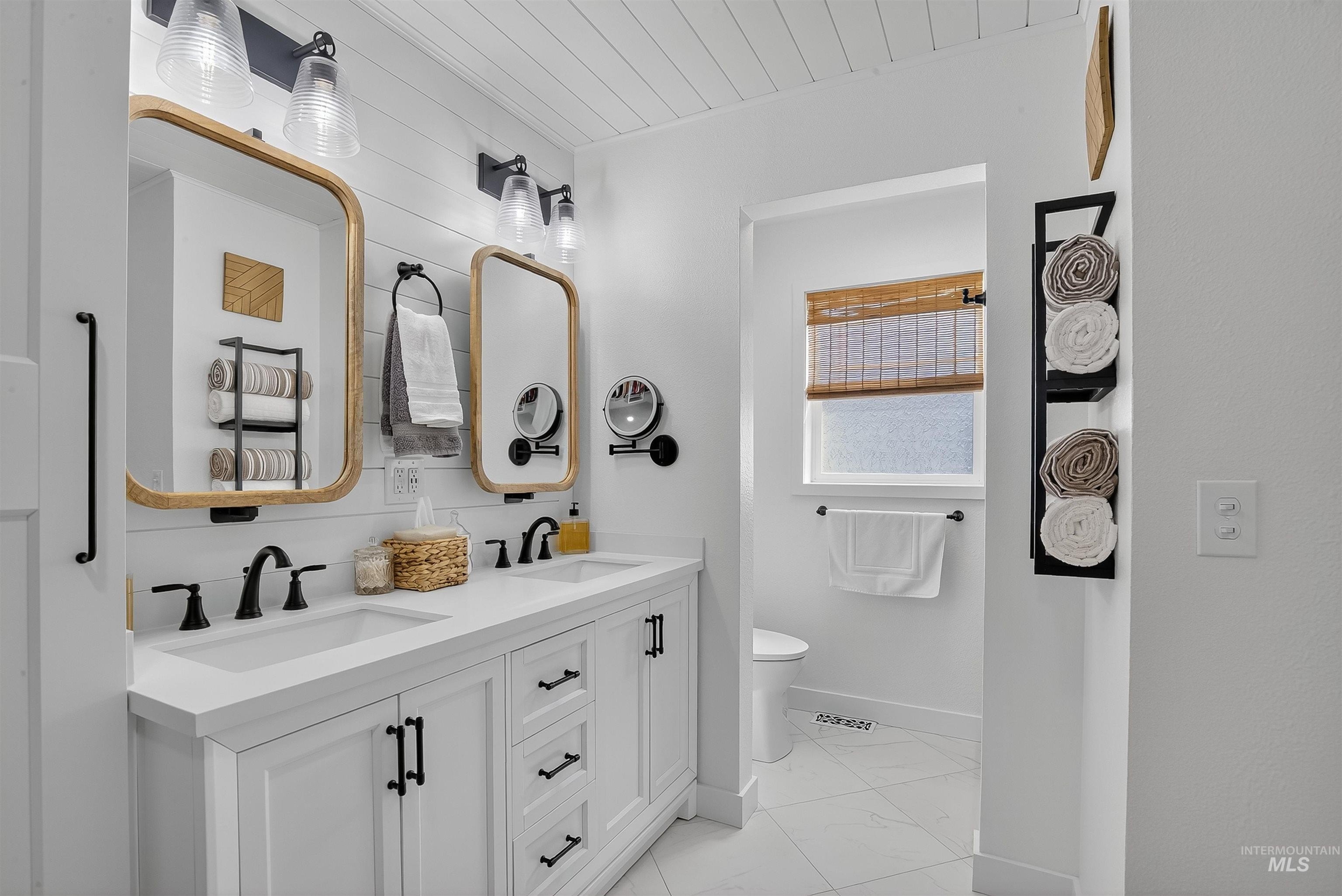 Clarkston, Washington, 99403, United States, 3 Bedrooms Bedrooms, ,3 BathroomsBathrooms,Residential,For Sale,1975063