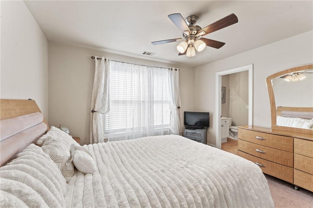 Johns Creek, Georgia, 30022, United States, 3 Bedrooms Bedrooms, ,4 BathroomsBathrooms,Residential,For Sale,2002058