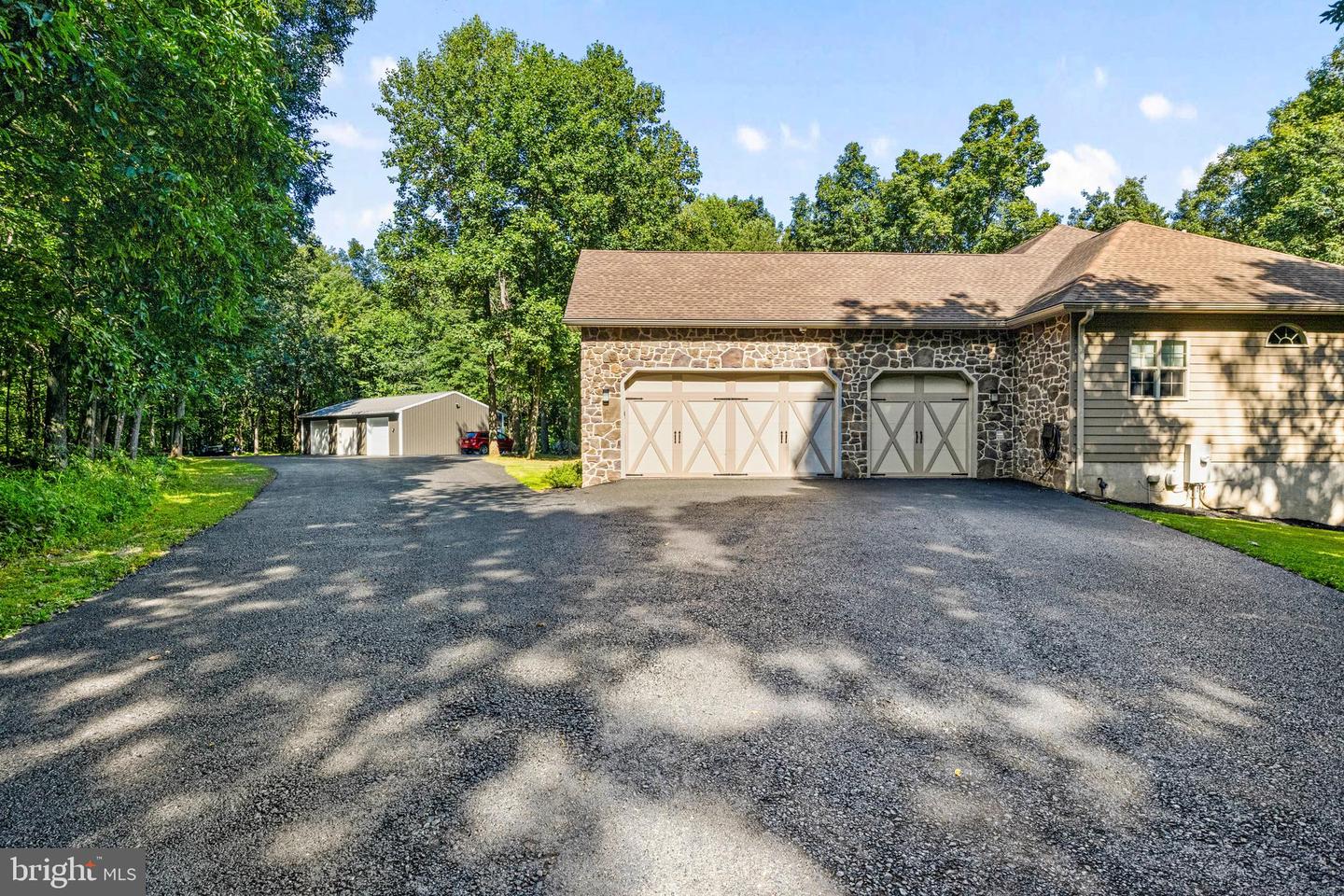 Spring Grove, Pennsylvania, 17362, United States, 3 Bedrooms Bedrooms, ,3 BathroomsBathrooms,Residential,For Sale,1827920