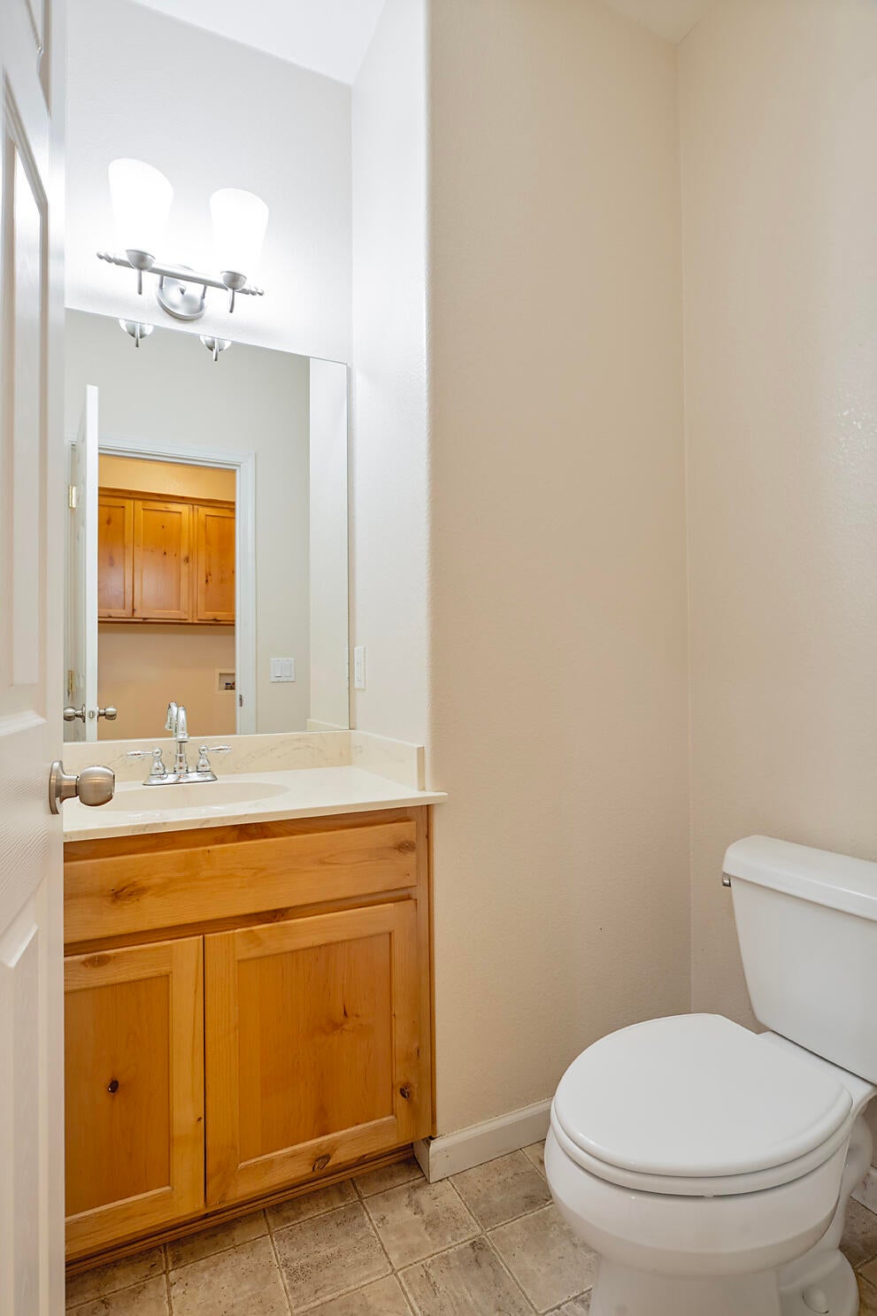 Grants Pass, Oregon, 97526, United States, 3 Bedrooms Bedrooms, ,3 BathroomsBathrooms,Residential,For Sale,1994829