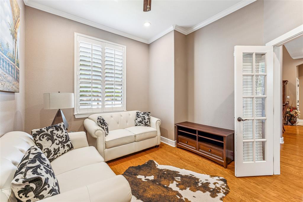 Granbury, Texas, 76048, United States, 4 Bedrooms Bedrooms, ,3 BathroomsBathrooms,Residential,For Sale,1978799