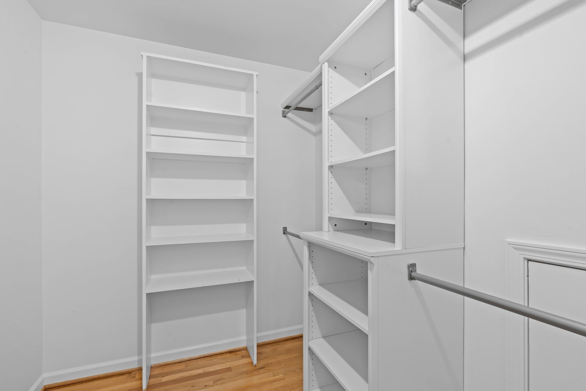 Brentwood, Tennessee, 37027, United States, 4 Bedrooms Bedrooms, ,6 BathroomsBathrooms,Residential,For Sale,1987820