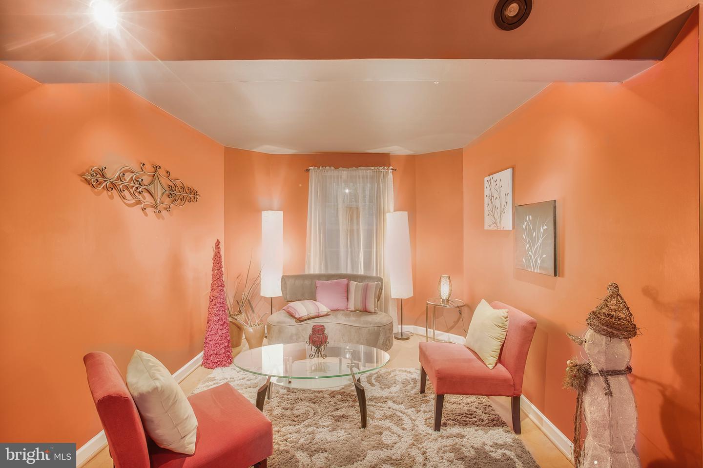 CLINTON, Maryland, 20735, United States, 4 Bedrooms Bedrooms, ,4 BathroomsBathrooms,Residential,For Sale,1982820