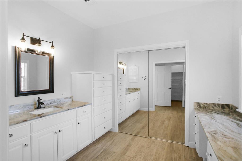 Lake Charles, Louisiana, 70605, United States, 4 Bedrooms Bedrooms, ,4 BathroomsBathrooms,Residential,For Sale,1979416