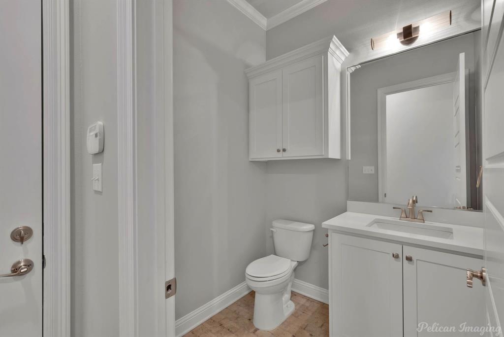Shreveport, Louisiana, 71106, United States, 4 Bedrooms Bedrooms, ,4 BathroomsBathrooms,Residential,For Sale,1751333