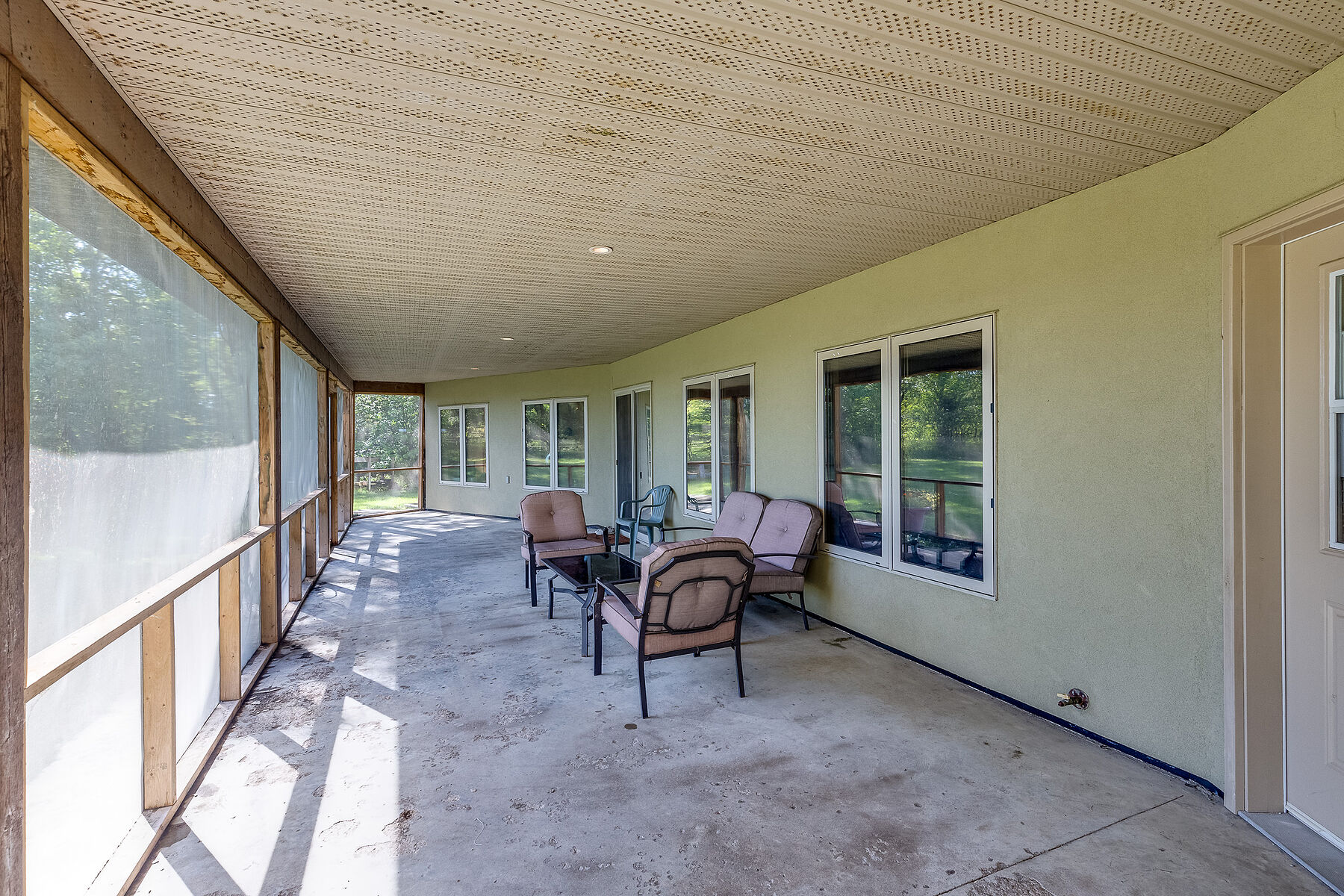  602 Pheasant Close - 物件實景