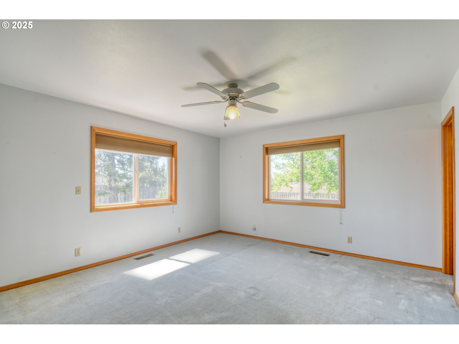 Pendleton, Oregon, 97801, United States, 3 Bedrooms Bedrooms, ,3 BathroomsBathrooms,Residential,For Sale,1891177