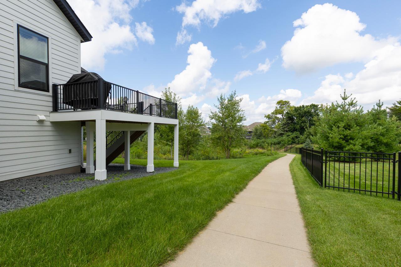 Eden Prairie, Minnesota, 55347, United States, 4 Bedrooms Bedrooms, ,2 BathroomsBathrooms,Residential,For Sale,1939536