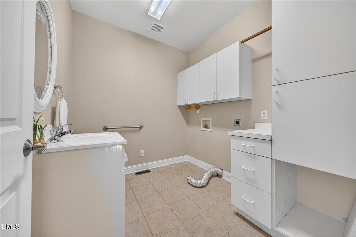 Raleigh, North Carolina, 27603, United States, 3 Bedrooms Bedrooms, ,4 BathroomsBathrooms,Residential,For Sale,1995436