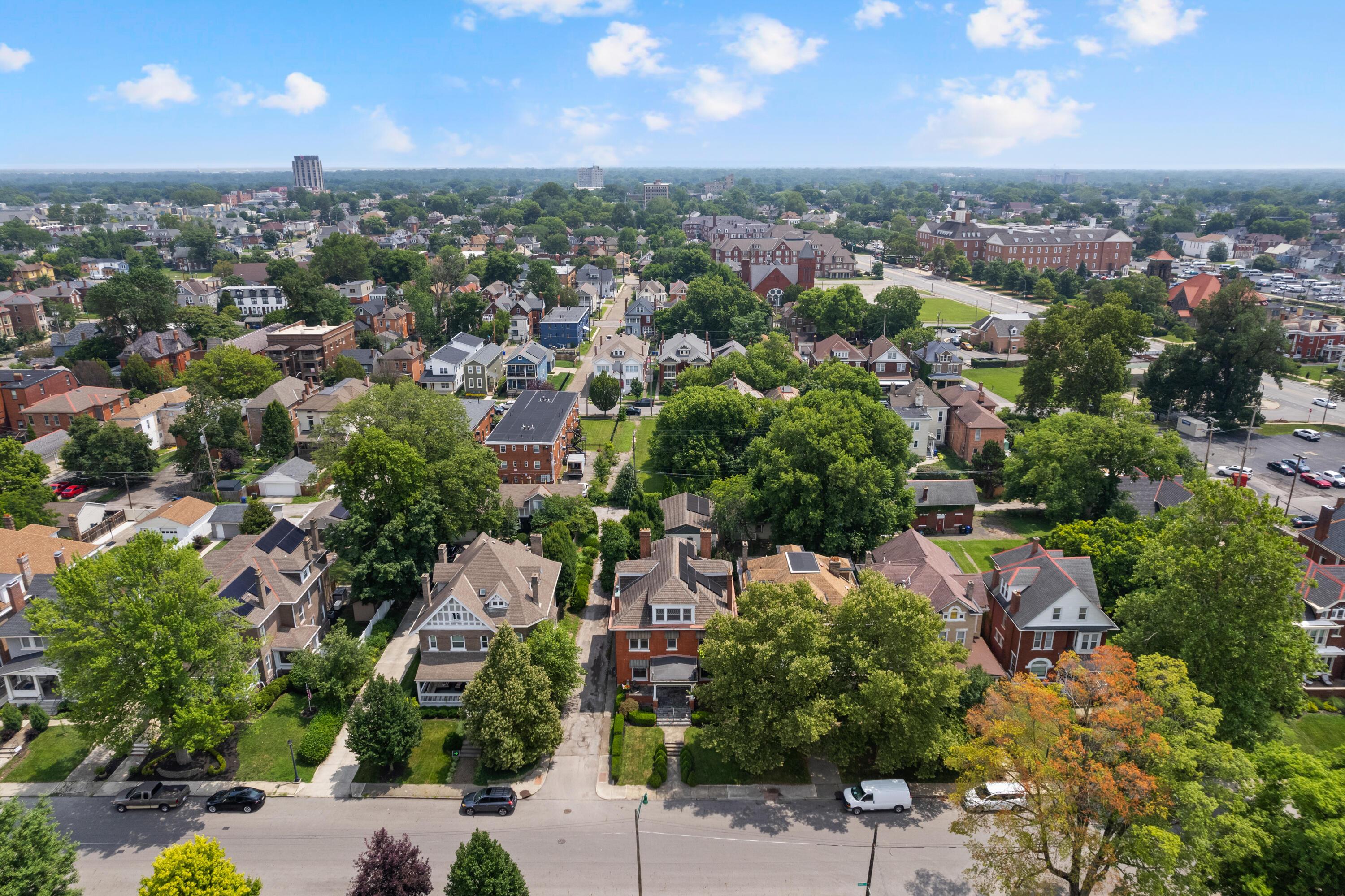 Columbus, Ohio, 43203, United States, 5 Bedrooms Bedrooms, ,4 BathroomsBathrooms,Residential,For Sale,1983824