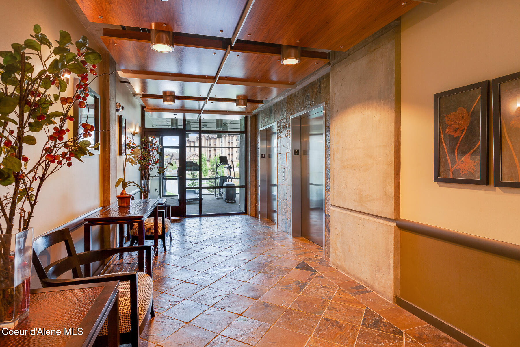 Coeur d'Alene, Idaho, 83814, United States, 2 Bedrooms Bedrooms, ,2 BathroomsBathrooms,Residential,For Sale,2007822