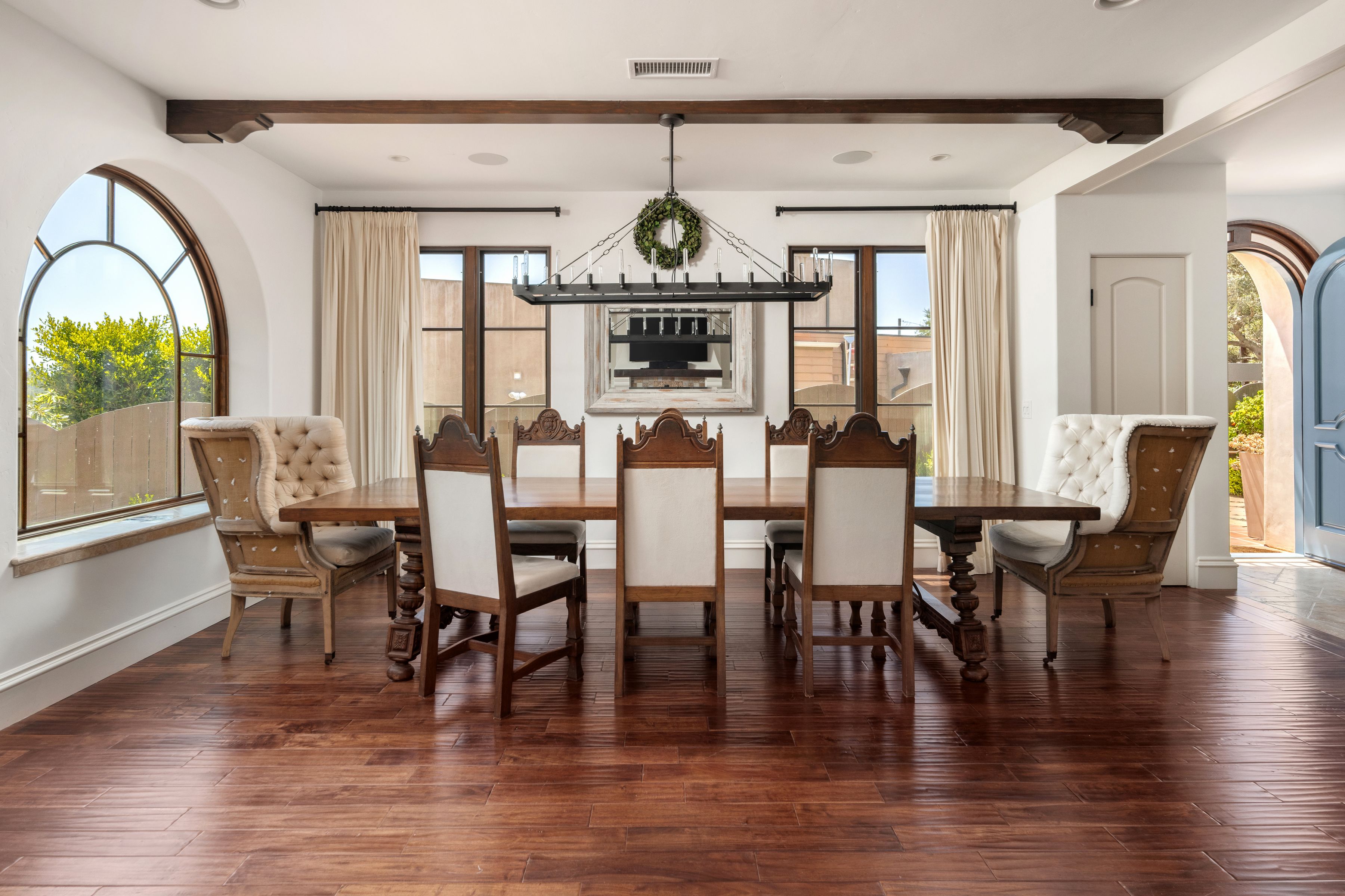  Classic Santa Barbara Home - 物件實景