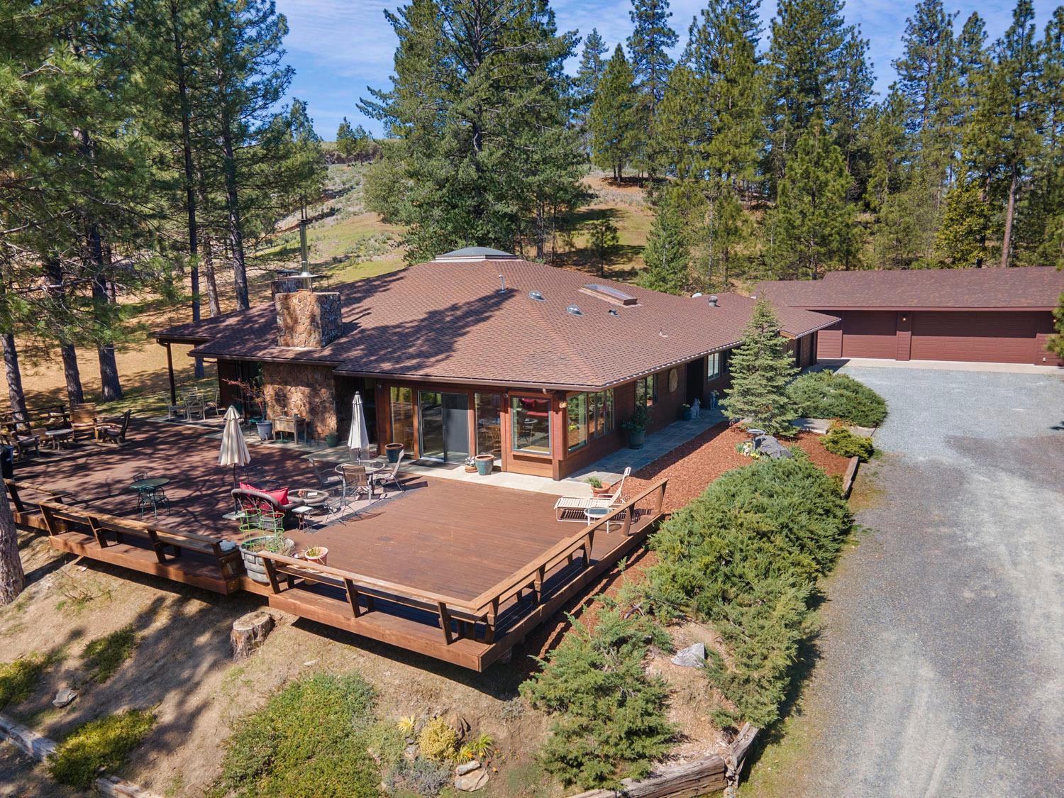 Coulterville, California, 95311, United States, 3 Bedrooms Bedrooms, ,5 BathroomsBathrooms,Residential,For Sale,1792557