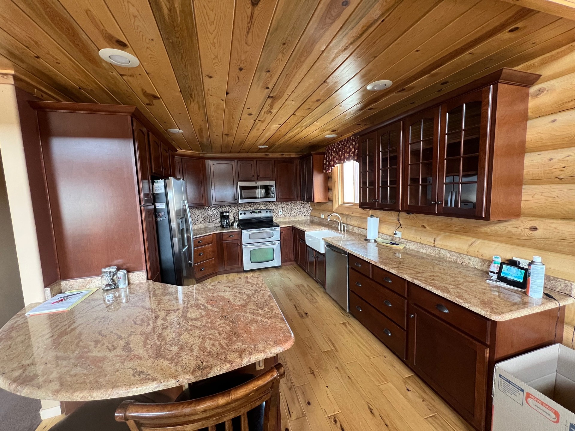 Panguitch, Utah, 84759, United States, 1 Bedroom Bedrooms, ,2 BathroomsBathrooms,Residential,For Sale,1839948