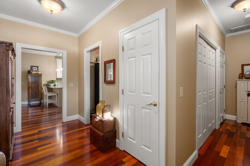 Uxbridge, Massachusetts, 01569, United States, 2 Bedrooms Bedrooms, ,2 BathroomsBathrooms,Residential,For Sale,2006333