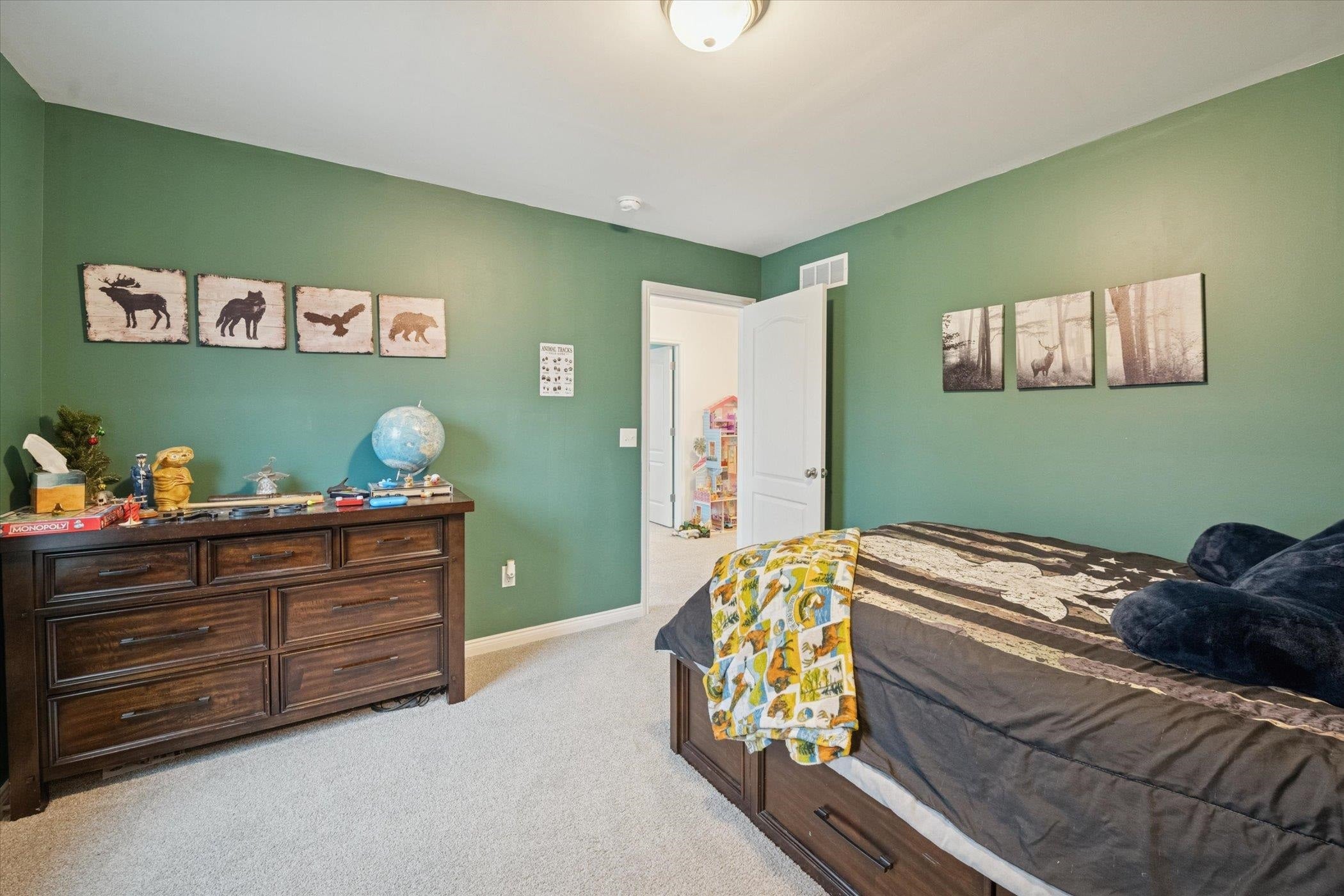 Ortonville, Michigan, 48462, United States, 5 Bedrooms Bedrooms, ,3 BathroomsBathrooms,Residential,For Sale,2008578