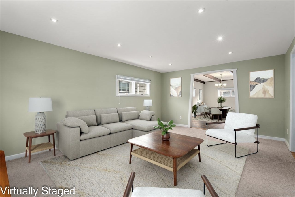 Winthrop, Massachusetts, 02152, United States, 3 Bedrooms Bedrooms, ,2 BathroomsBathrooms,Residential,For Sale,1990916