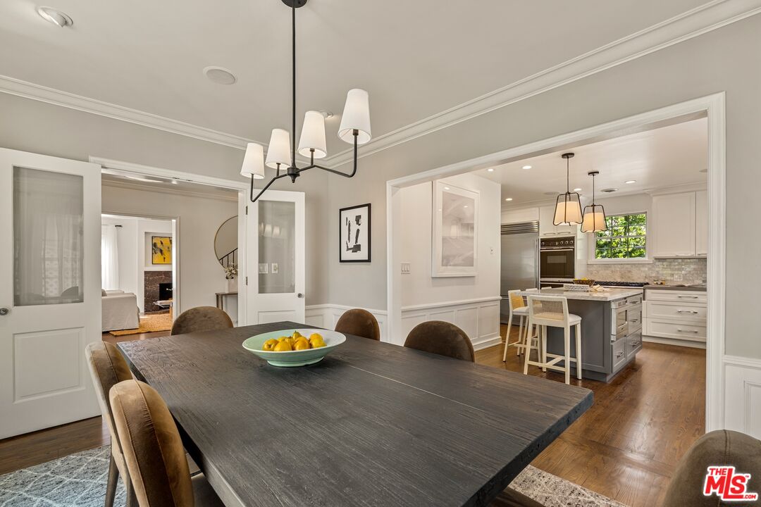 Los Angeles, California, 90046, United States, 3 Bedrooms Bedrooms, ,3 BathroomsBathrooms,Residential,For Sale,1906693