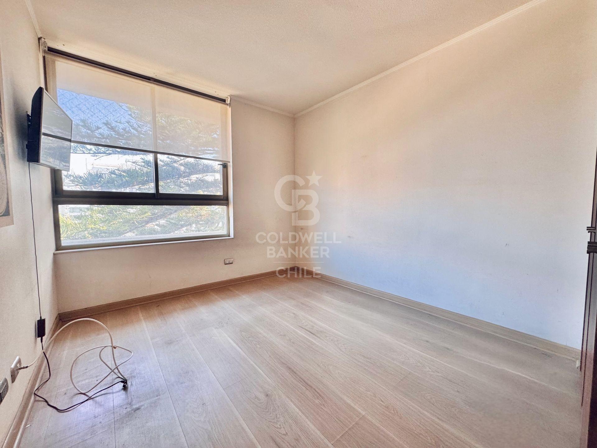 Las Condes, Chile, 4 Bedrooms Bedrooms, ,3 BathroomsBathrooms,Residential,For Sale,1859917