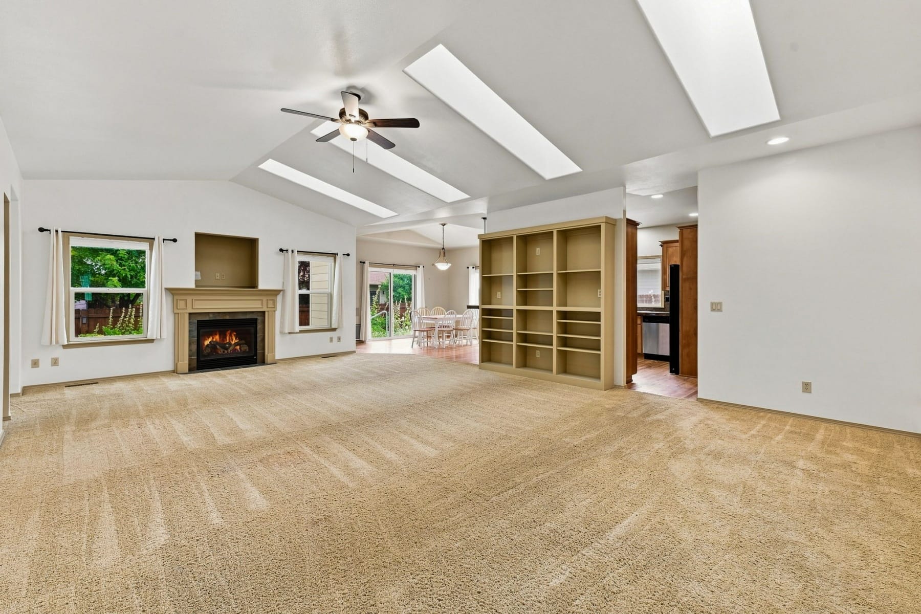  2234 SE Pilatus Lane Bend, OR 97702 - 物件實景