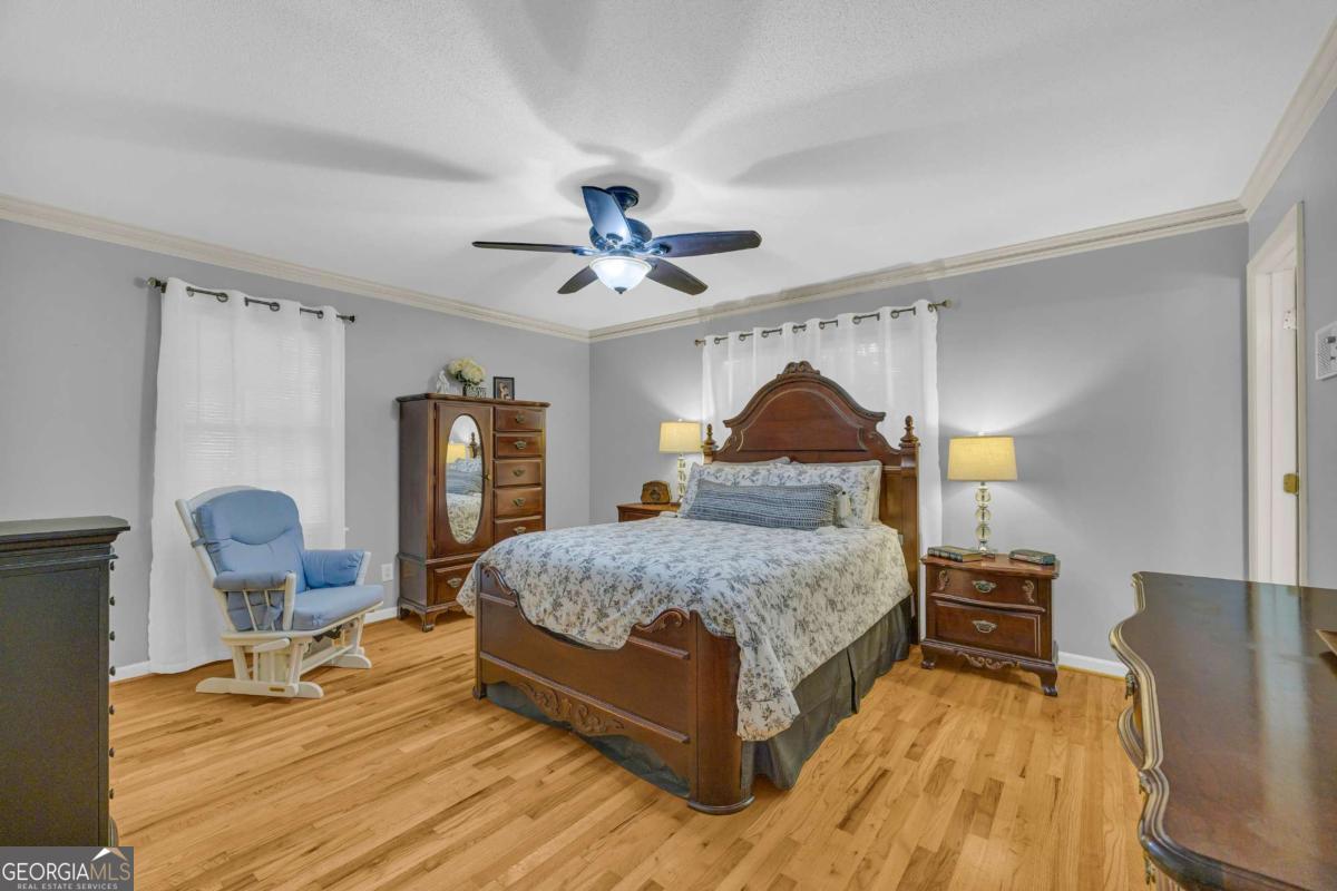Athens, Georgia, 30606, United States, 5 Bedrooms Bedrooms, ,3 BathroomsBathrooms,Residential,For Sale,1896838