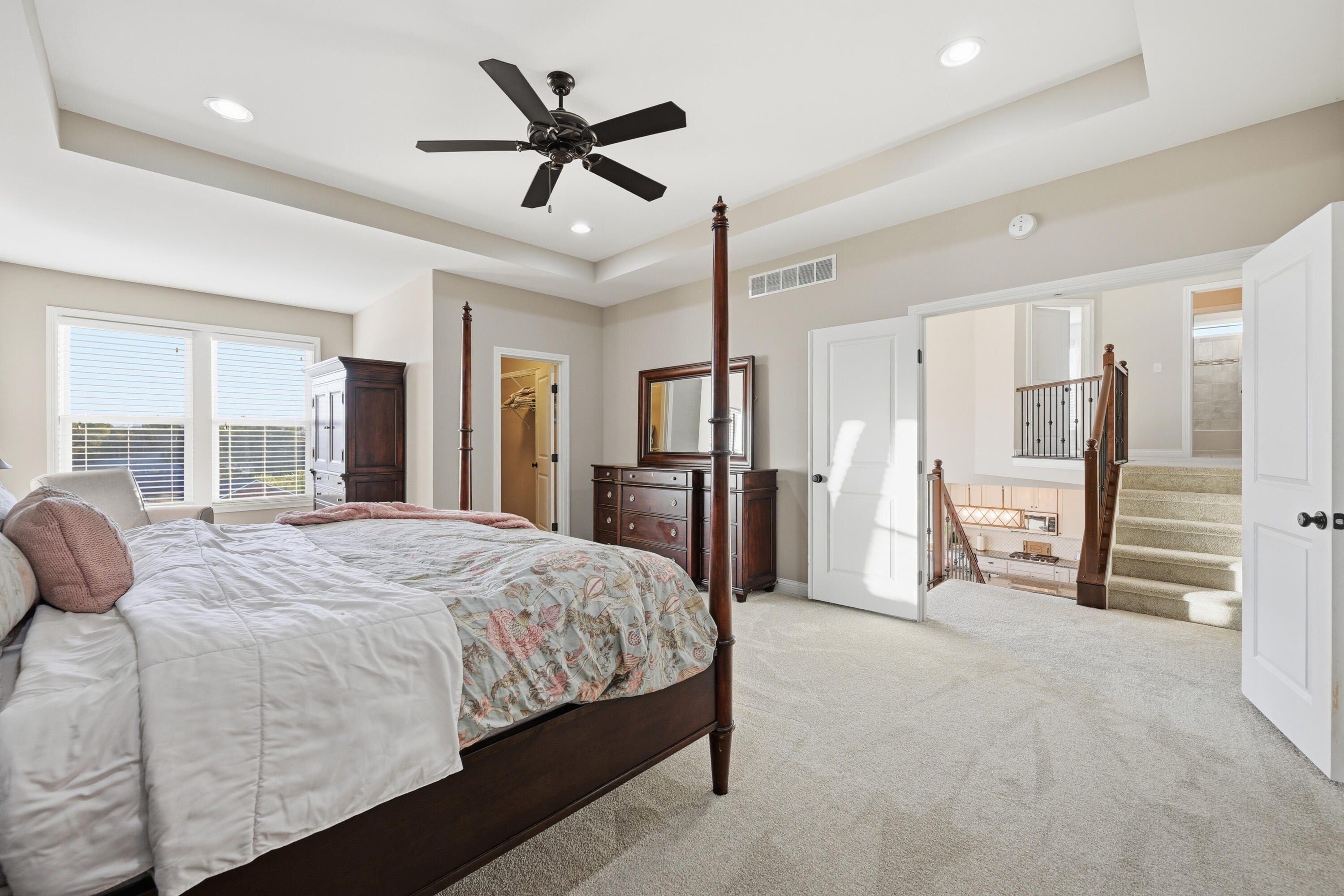 Alexandria, Kentucky, 41001, United States, 4 Bedrooms Bedrooms, ,4 BathroomsBathrooms,Residential,For Sale,1970891