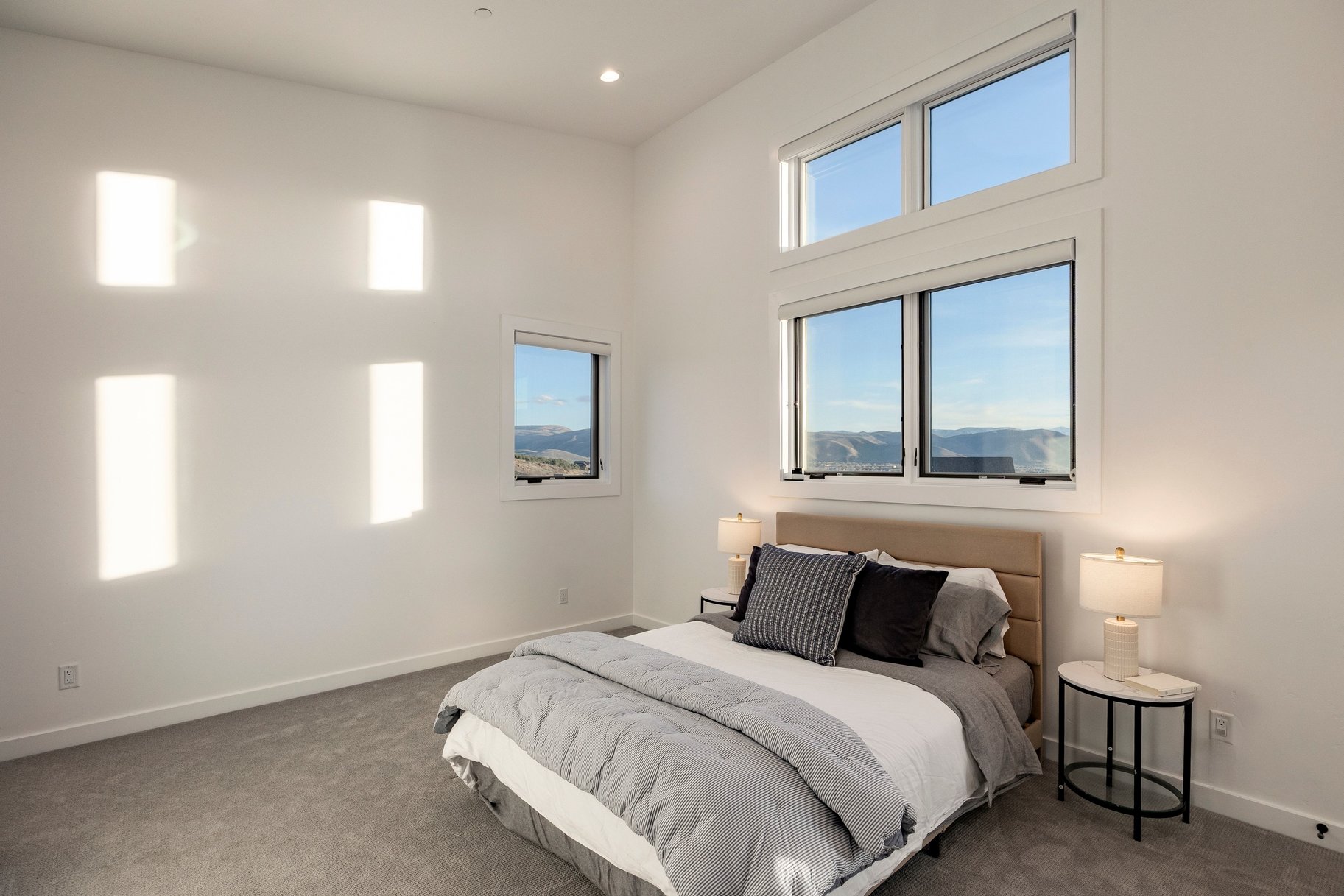  Modern Red Ledges home with Full Golf Membership Available - Fully Furnished - 物件實景