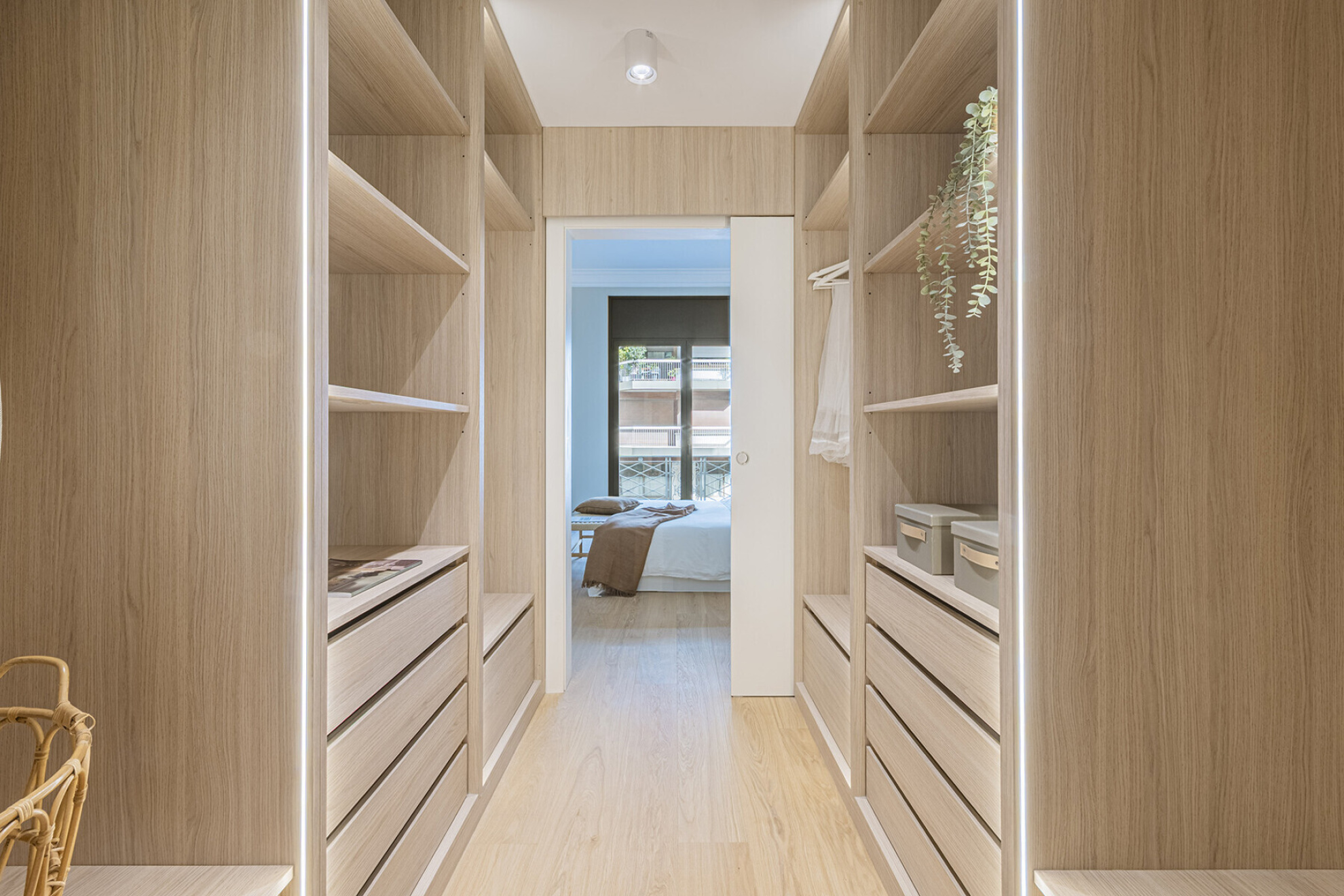  Elegant 5 Bedroom Renovated Apartment in Barcelona - 物件實景