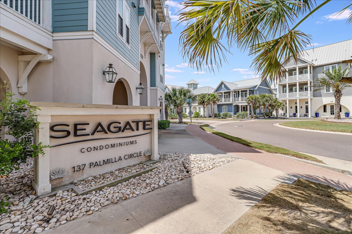 Port Aransas, Texas, 78373, United States, 3 Bedrooms Bedrooms, ,5 BathroomsBathrooms,Residential,For Sale,1994258