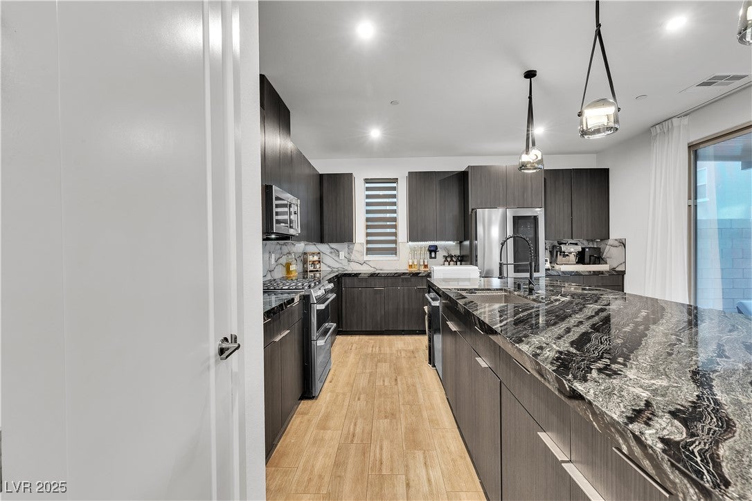 Henderson, Nevada, 89044, United States, 4 Bedrooms Bedrooms, ,2 BathroomsBathrooms,Residential,For Sale,1978774