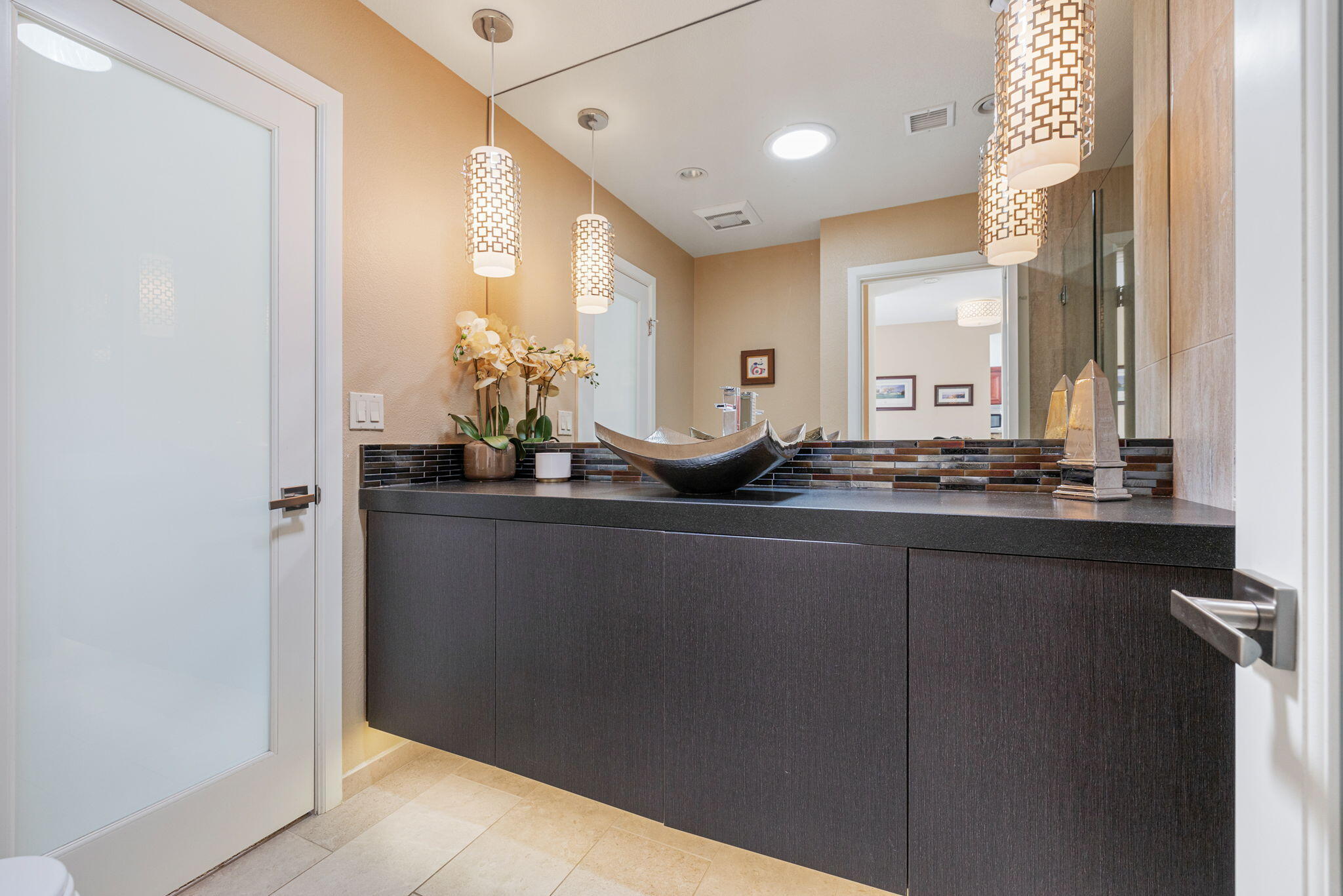 Palm Desert, California, 92211, United States, 2 Bedrooms Bedrooms, ,2 BathroomsBathrooms,Residential,For Sale,1985360