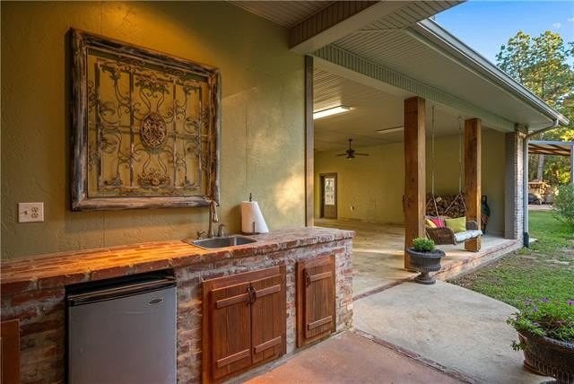Trout, Louisiana, 71371, United States, 3 Bedrooms Bedrooms, ,4 BathroomsBathrooms,Residential,For Sale,1930680