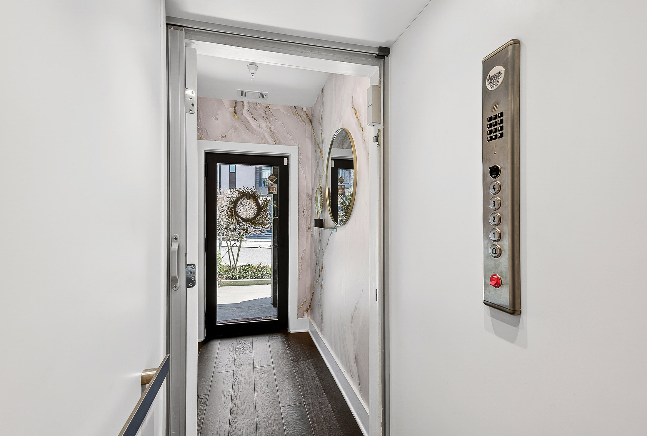  Exceptional End-Unit Townhome at Moda Decatur - 物件實景