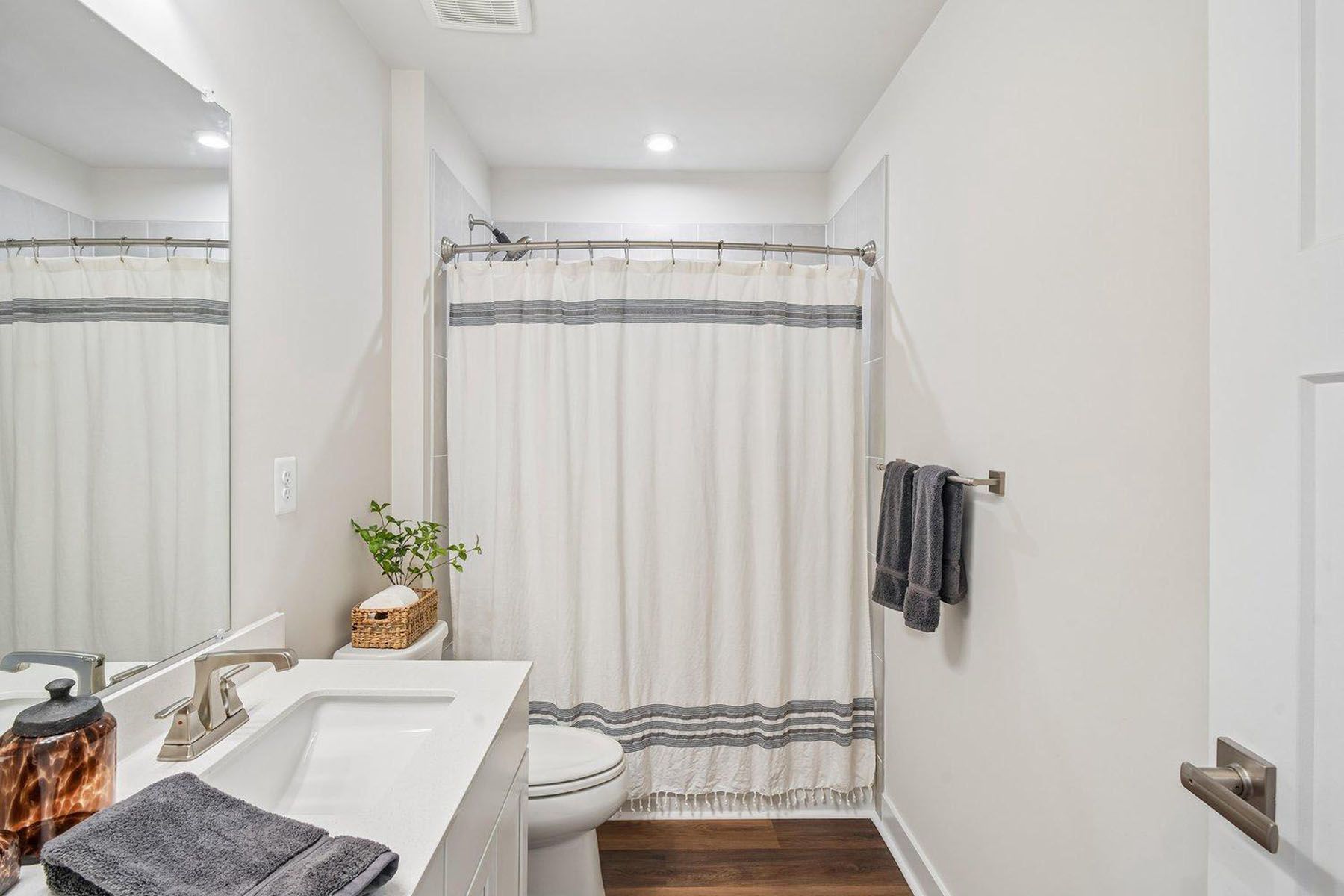  242 Perrys Retreat Boulevard, Grasonville, MD, 21638 - 物件實景