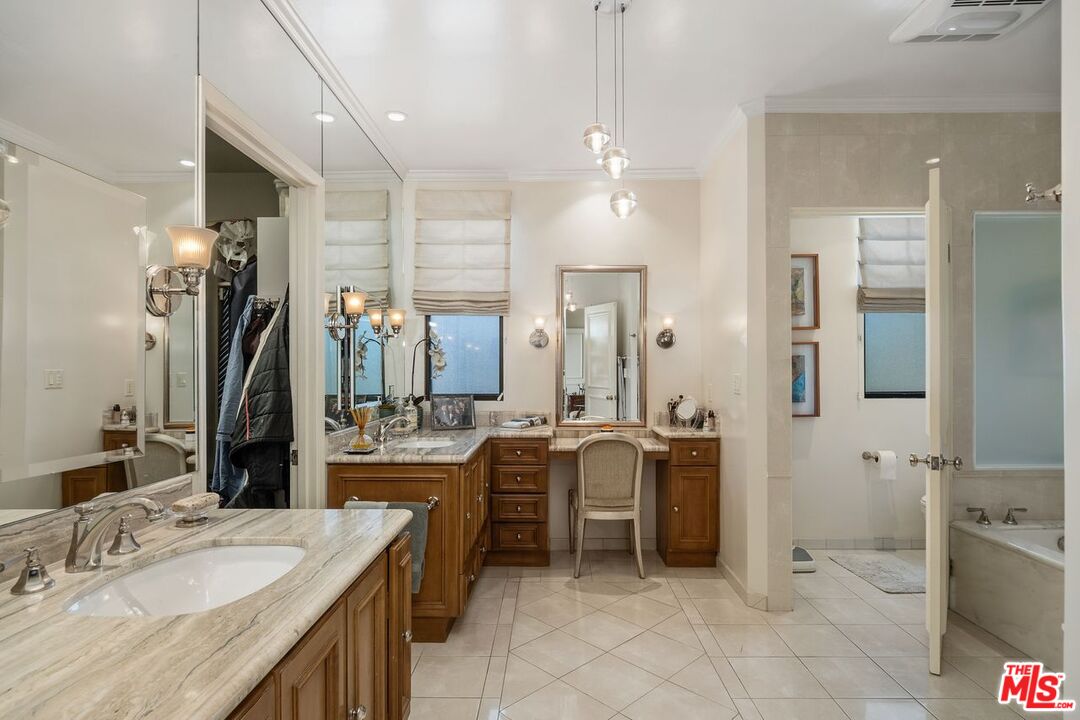 Beverly Hills, California, 90210, United States, 2 Bedrooms Bedrooms, ,3 BathroomsBathrooms,Residential,For Sale,1766726