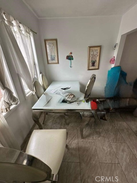 South Gate, California, 90280, United States, 4 Bedrooms Bedrooms, ,Residential,For Sale,1986153