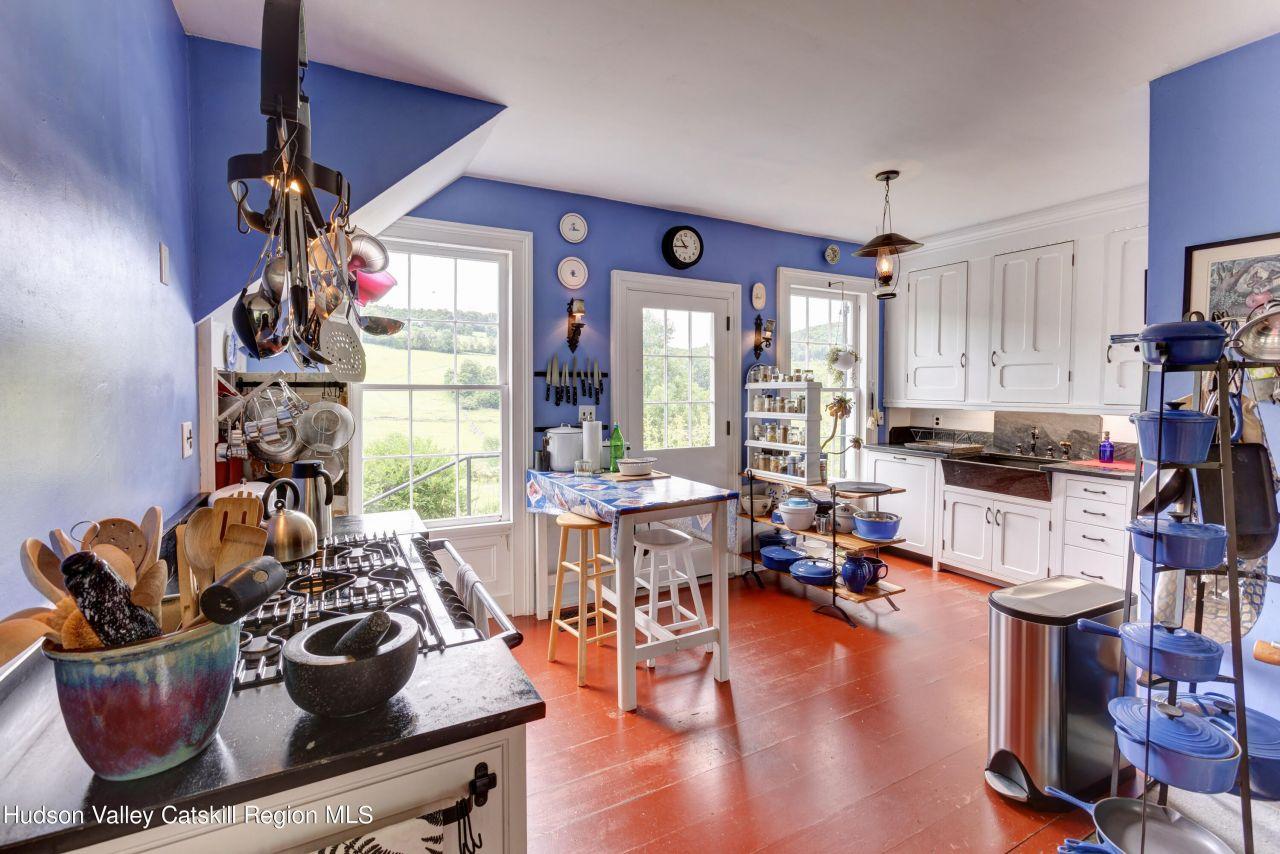 Bovina, New York, 13740, United States, 4 Bedrooms Bedrooms, ,2 BathroomsBathrooms,Residential,For Sale,1826483