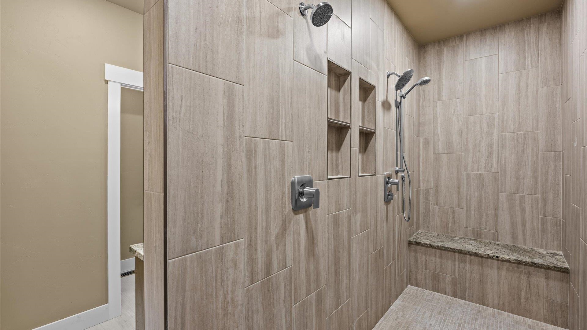 Grand Junction, Colorado, 81505, United States, 3 Bedrooms Bedrooms, ,3 BathroomsBathrooms,Residential,For Sale,2003382