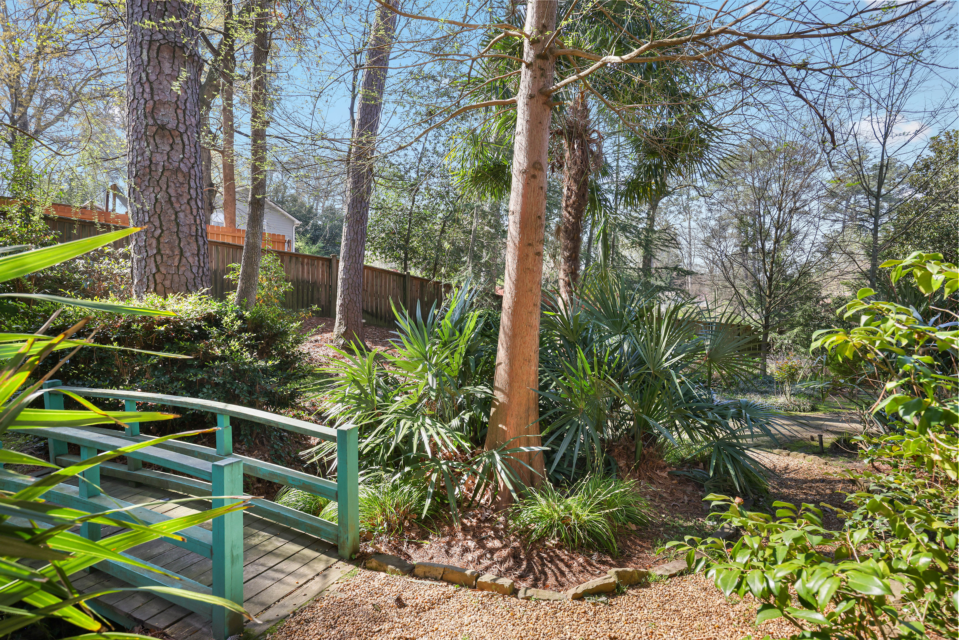  Versatile 0.72+/- Acres in the Heart of Piedmont Heights - 物件實景