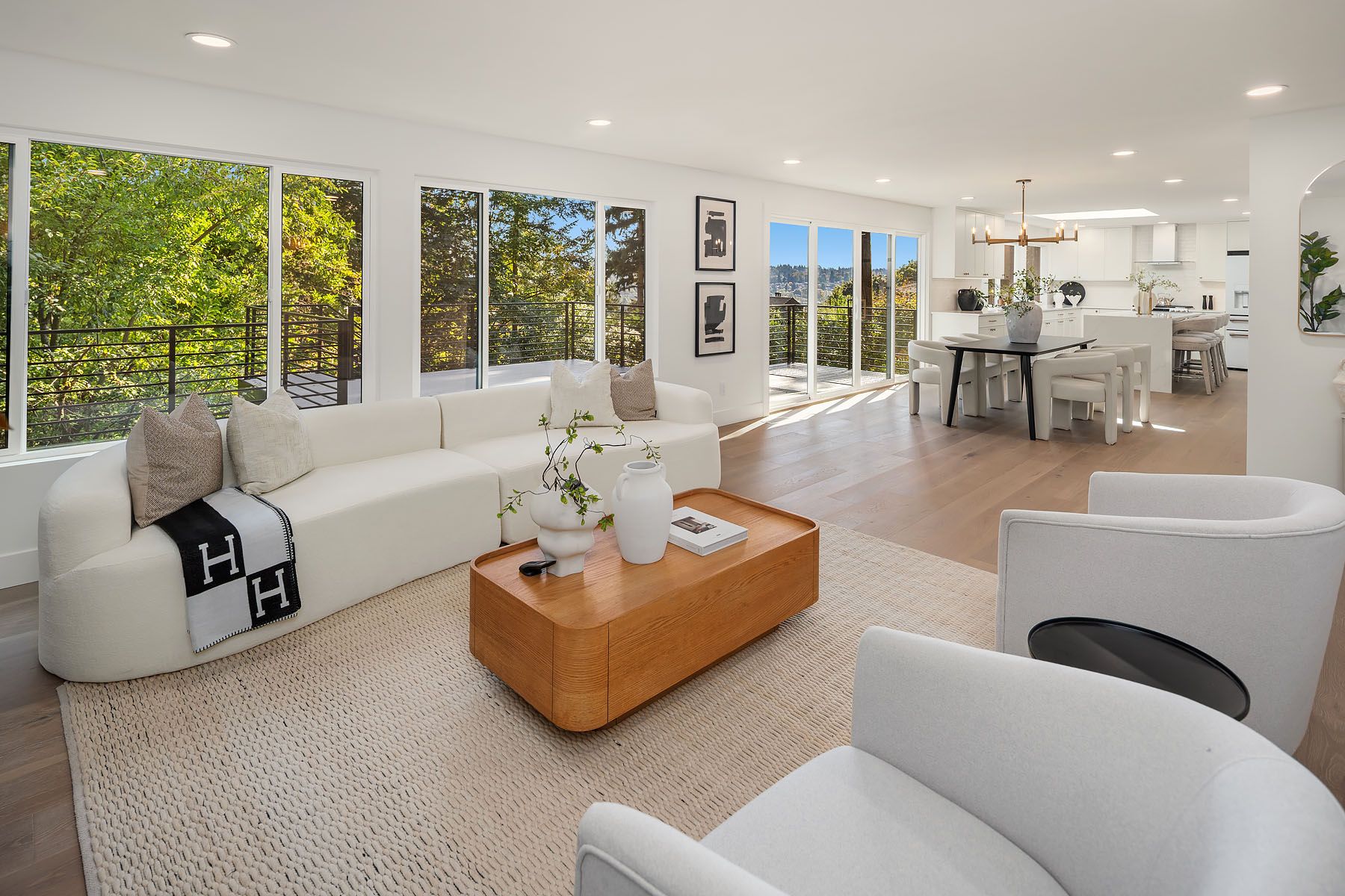 7070 94th Avenue Southeast, Mercer Island, WA 98040 - 物件實景